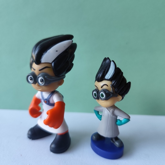 3/$25💙PJ Masks Toys Action Figure Lot of 2 - Picture 2 of 7
